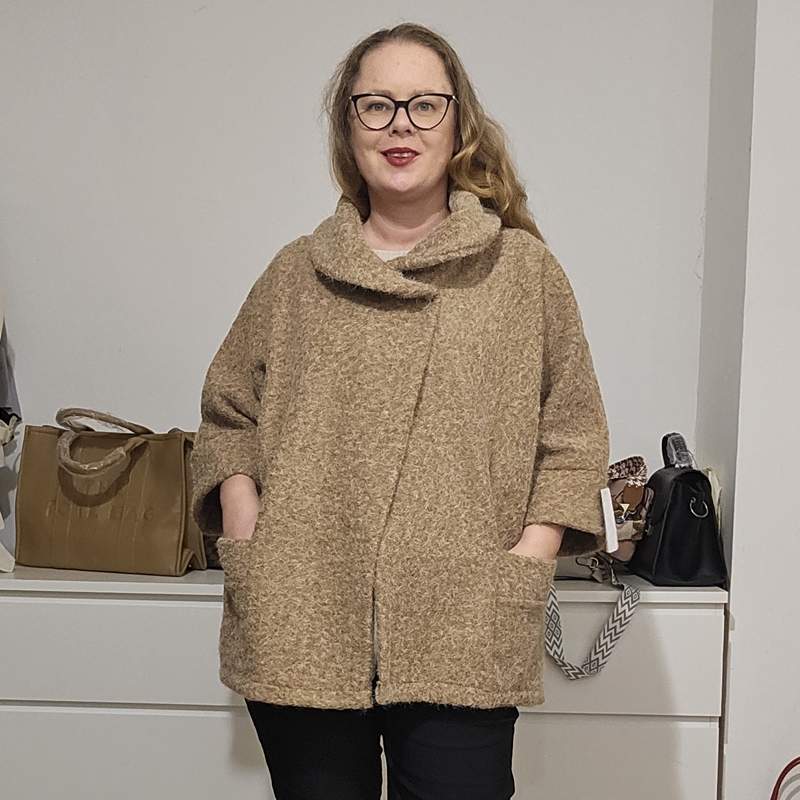 DEBELA JOPA/SUKNJIČ/ PLAŠČEK RJAV