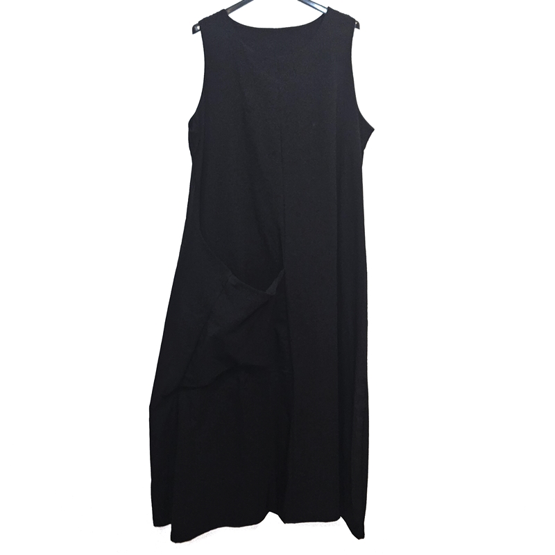 Dolga balončkasta obleka brez rokavov črna